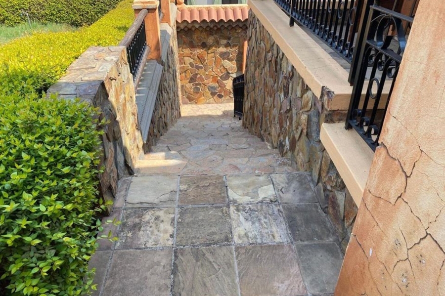 3 Bedroom Property for Sale in Estate D Afrique North West